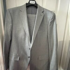 Calvin Klein Light Gray Plaid Men's Suit